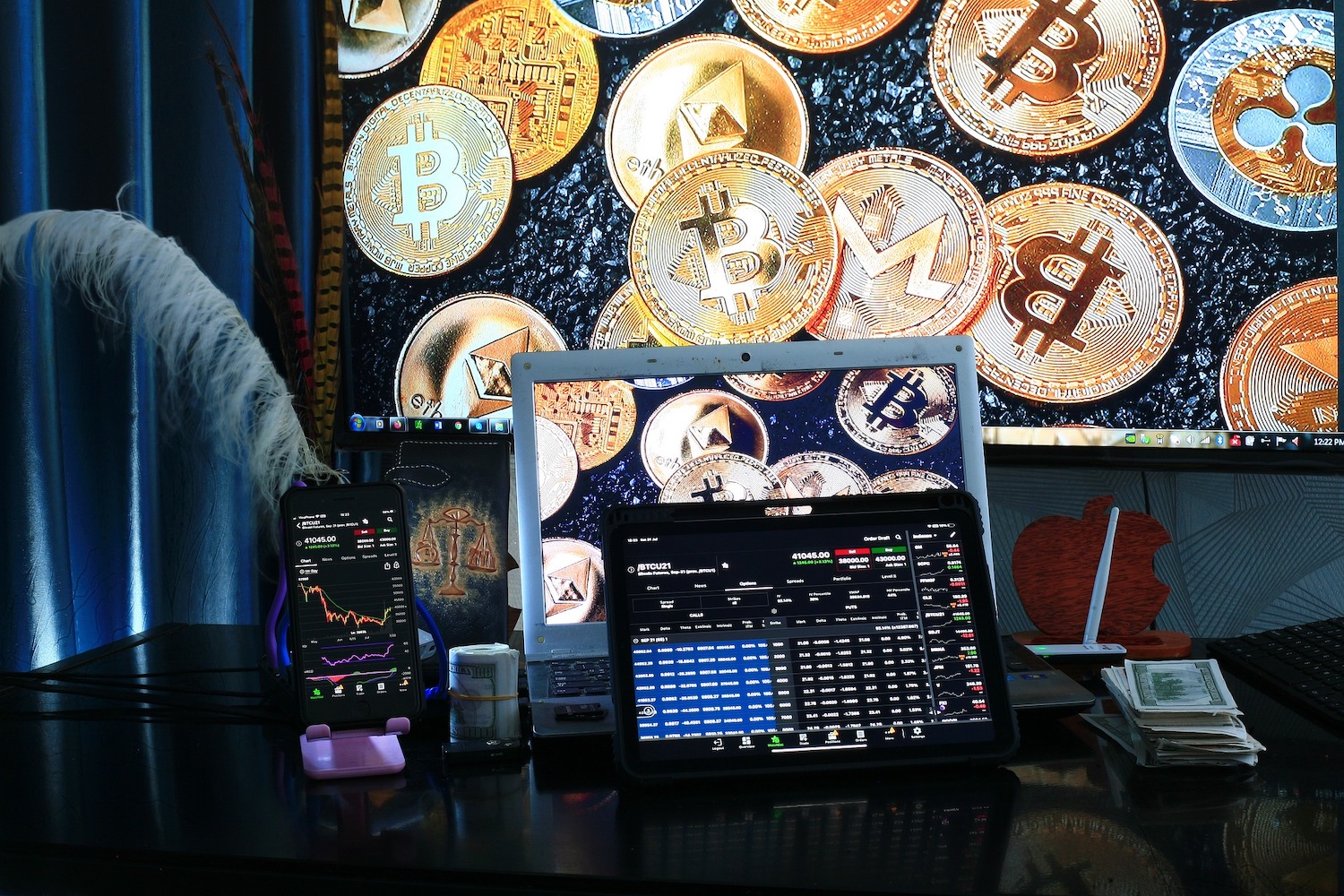 Pörssikurssit vs kryptokurssit ja miten ne korreloivat